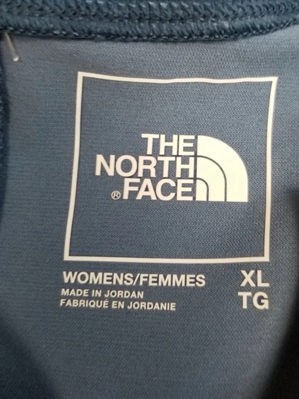 North Face Short Sleeve Relaxed Fit T Shirt Size XL NWT crop length - Picture 4 of 4
